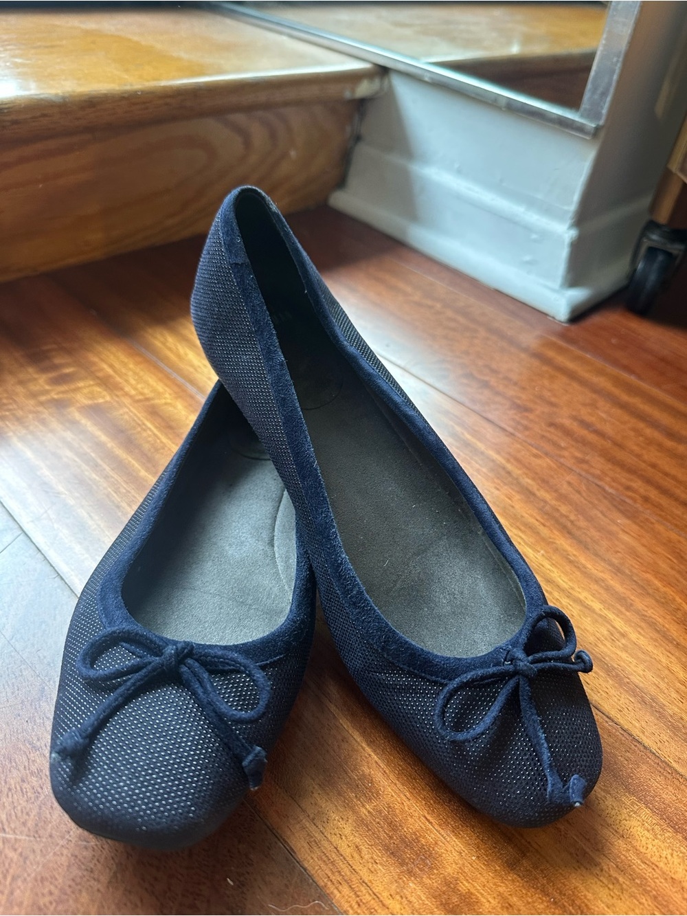 Stuart Weitzman Navy Bow Ballet Flats